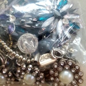 ONE POUND Craft Jewellery Lot For DIY Projects, Repair Parts, Arts & Crafts